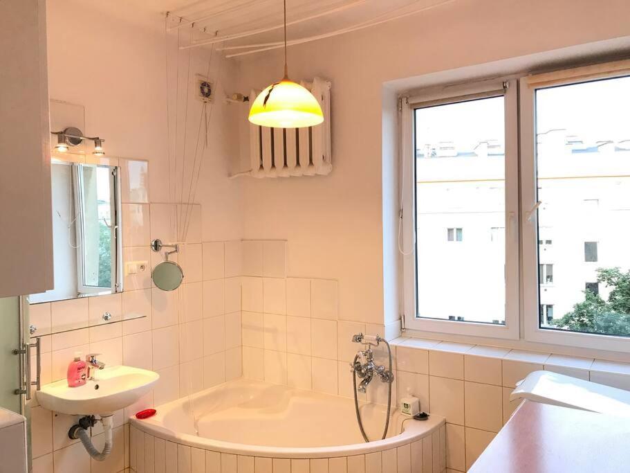 Big Flat, City Center, Warynskiego Apartment Varşovia Exterior foto